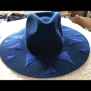 Brixton 100% Wool Never worn Bright Blue F…